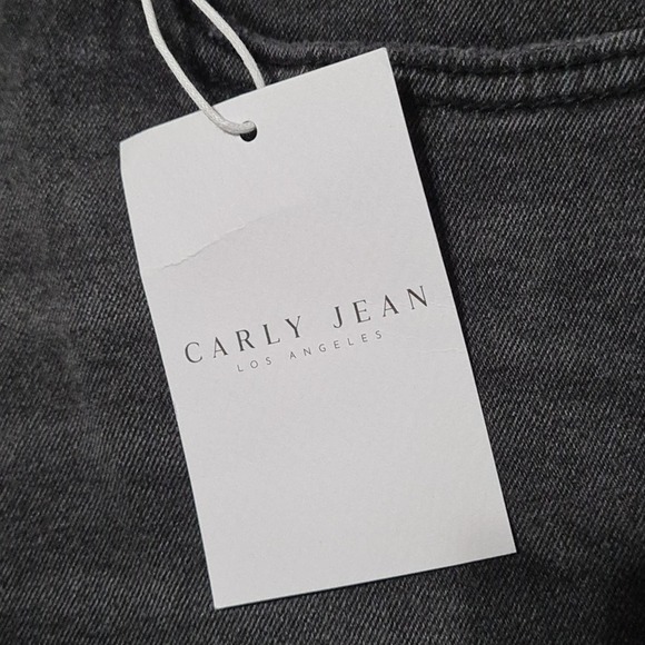 Carly Jean Cut off Shorts Small NWT‎ - Picture 3 of 6